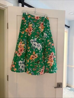 LOFT Green Floral Circle Skirt with Pink & White Blooms Sz 4